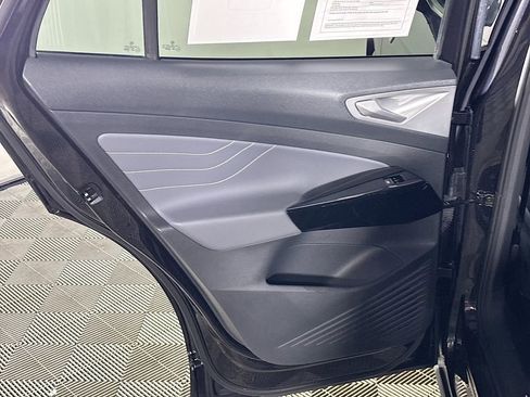 Certified 2023 Volkswagen ID.4 Pro S image 21