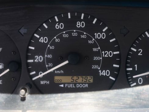 Used 2000 Toyota Camry LE FWD image 36