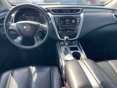 Used 2022 Nissan Murano SV FWD image 16