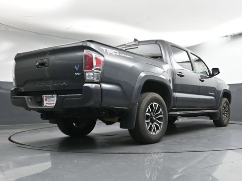 Used 2020 Toyota Tacoma TRD Sport image 26