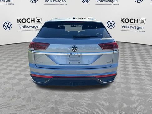 Used 2023 Volkswagen Atlas Cross Sport SE w/ Panoramic Sunroof Package AWD/4WD image 7