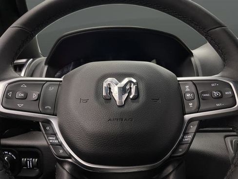 Used 2025 RAM 1500 Lone Star image 16