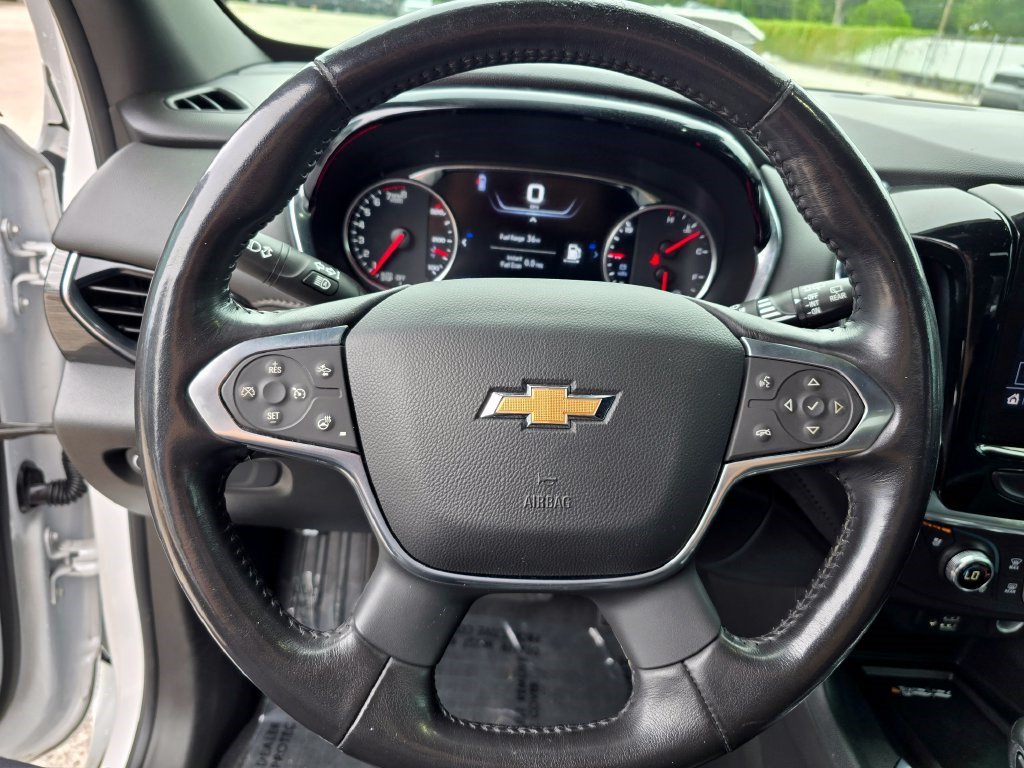 Used 2022 Chevrolet Traverse High Country FWD image 18