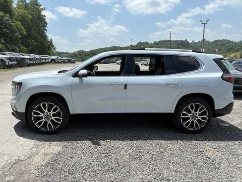 New 2026 GMC Acadia Denali Ultimate AWD/4WD image 2