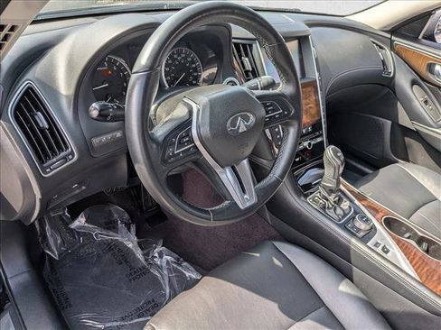 Used 2018 INFINITI Q50 Luxe RWD image 9