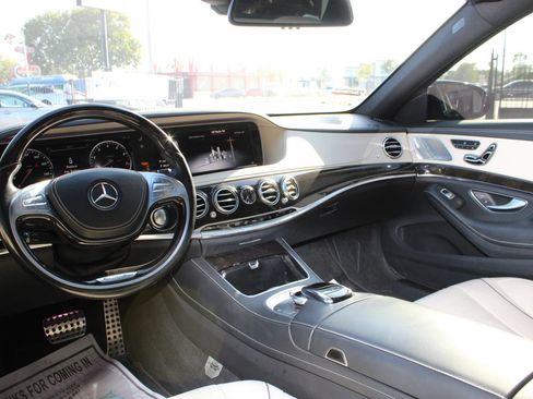 Used 2015 Mercedes-Benz S 550 Sedan image 20