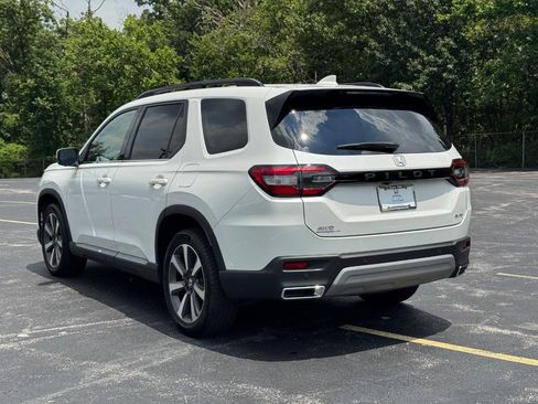 Certified 2023 Honda Pilot Elite image 7