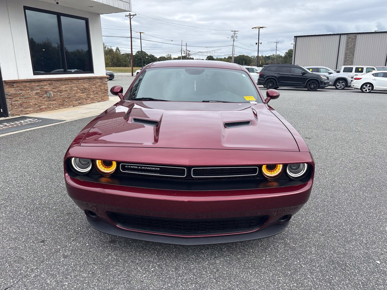 Used 2020 Dodge Challenger SXT RWD image 10