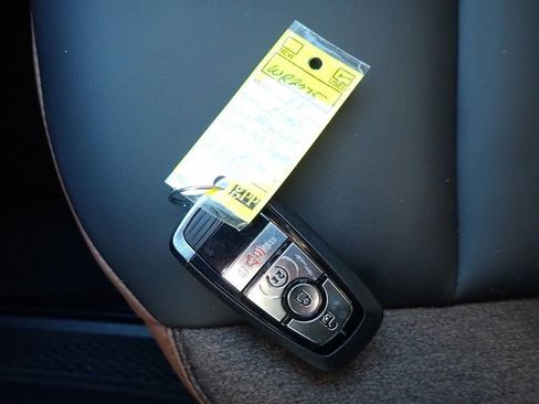 Used 2025 Ford Bronco Sport Outer Banks w/ Outer Banks Tech Package+ image 30