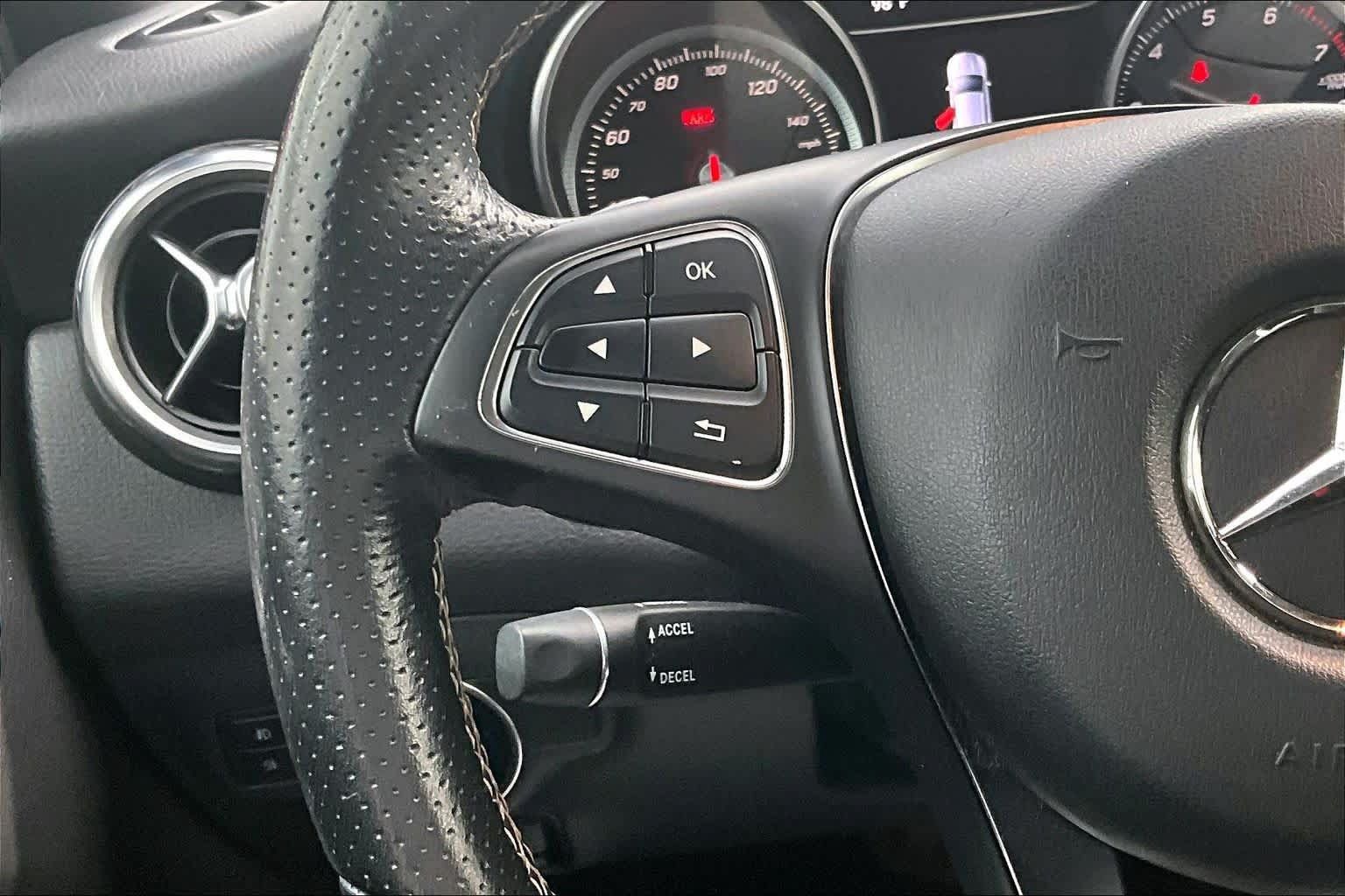 Certified 2018 Mercedes-Benz GLA 250 image 24