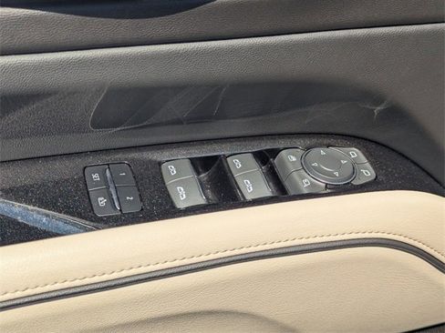 Used 2021 Cadillac Escalade Sport w/ Driver Assist Tech Package image 24