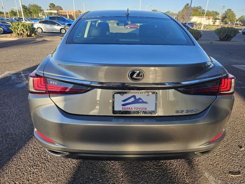 Used 2020 Lexus ES 350 w/ Accessory Package 2 FWD image 4