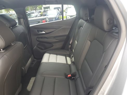 Used 2025 Buick Envista Sport Touring w/ Convenience I Package FWD image 12
