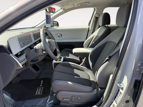 Certified 2024 Hyundai Ioniq 5 SEL RWD image 10