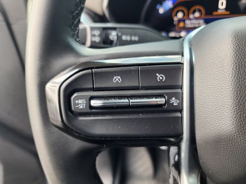 Used 2024 Chevrolet Colorado ZR2 w/ Technology Package image 28