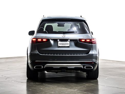 Certified 2025 Mercedes-Benz GLS 450 4MATIC image 6