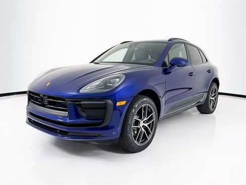 New 2026 Porsche Macan image 1