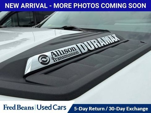 Used 2024 Chevrolet Silverado 2500 LTZ w/ LTZ Plus Package AWD/4WD image 5