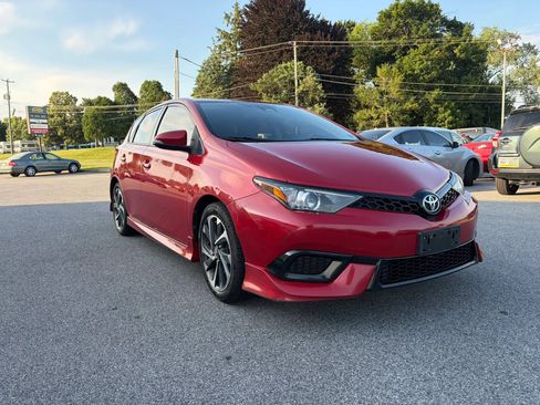 Used 2017 Toyota Corolla iM w/ All-Weather Mat Package FWD image 1