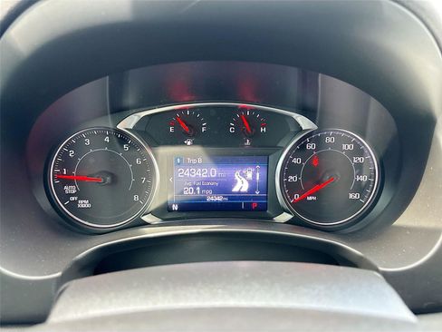 Used 2023 GMC Terrain SLE w/ Driver Convenience Package image 14