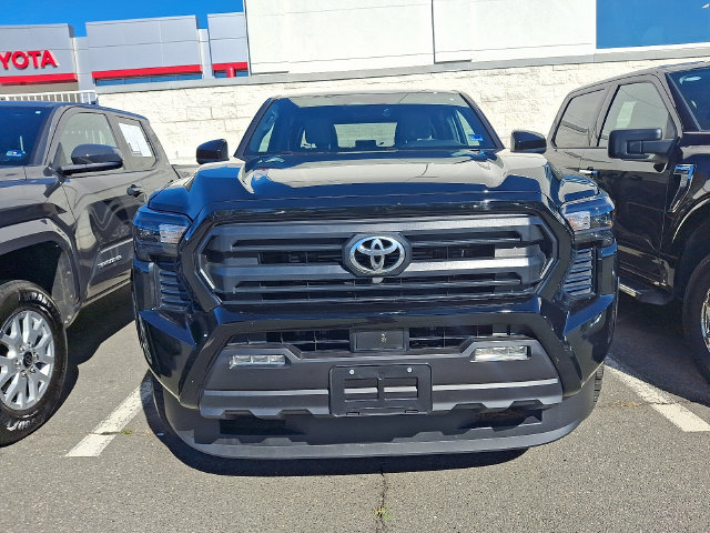 Used 2026 Toyota Tacoma SR5 AWD/4WD image 2