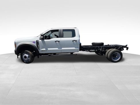New 2024 Ford F450 XL image 3