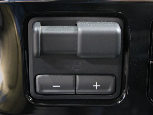 Used 2024 Chevrolet Silverado 1500 RST w/ Convenience Package II AWD/4WD image 57