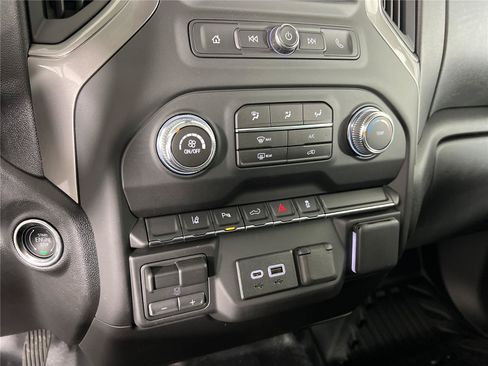 New 2026 GMC Sierra 2500 Pro w/ 1SA Pro Safety Plus Package AWD/4WD image 19
