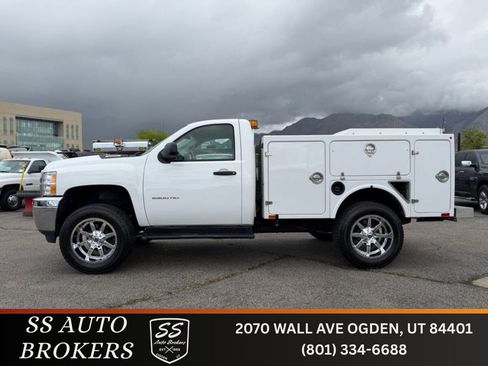 Used 2013 Chevrolet Silverado 2500 W/T AWD/4WD image 1