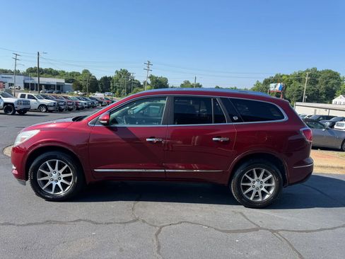 Used 2017 Buick Enclave Convenience FWD image 4
