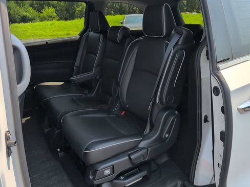 Used 2024 Honda Odyssey Elite image 33