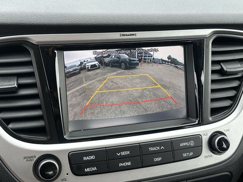 Used 2022 Hyundai Accent SEL FWD image 21