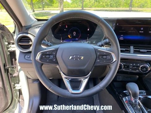 Certified 2026 Chevrolet Trax ACTIV w/ Driver Confidence Package FWD image 18