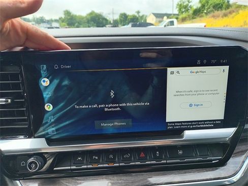 Used 2022 Chevrolet Silverado 1500 LTZ image 24