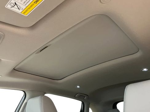 New 2026 Honda HR-V EX-L image 23