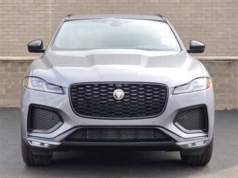 New 2026 Jaguar F-PACE R-Dynamic S image 32
