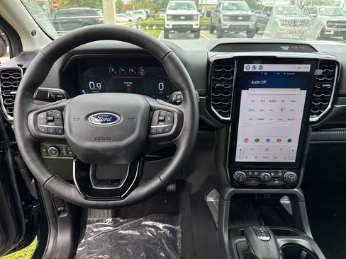 New 2024 Ford Ranger Lariat w/ Trailer Tow Package image 21