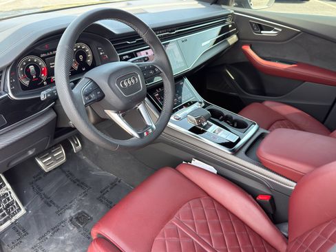 Used 2024 Audi SQ8 Prestige AWD/4WD image 10