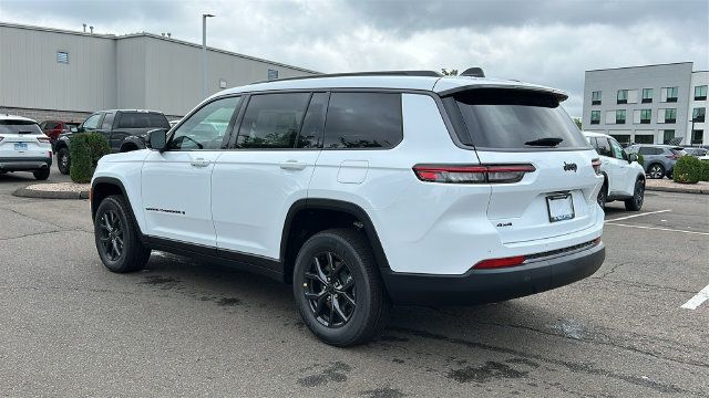 New 2027 Jeep Grand Cherokee L 4WD image 6