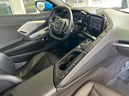 Used 2021 Chevrolet Corvette Stingray Preferred Cpe w/ Z51 Performance Package RWD image 26