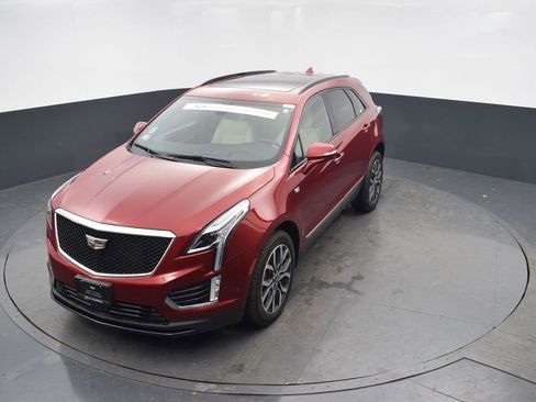 Certified 2023 Cadillac XT5 Sportv w/ Technology Package image 44