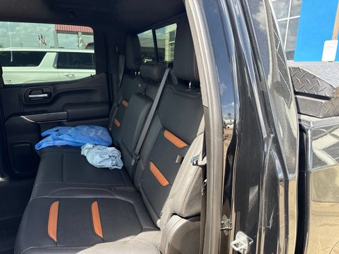 Used 2022 GMC Sierra 1500 AT4 w/ AT4 Premium Package AWD/4WD image 14