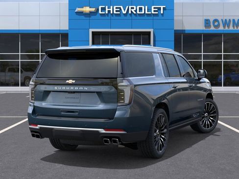 New 2026 Chevrolet Suburban High Country image 4
