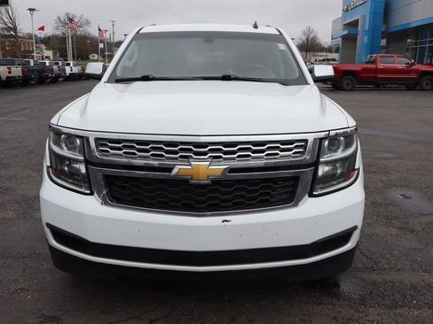Used 2015 Chevrolet Suburban LS image 31