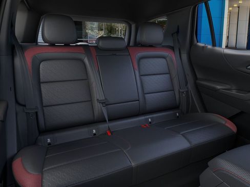 New 2026 Chevrolet Equinox RS w/ Convenience Package III FWD image 17