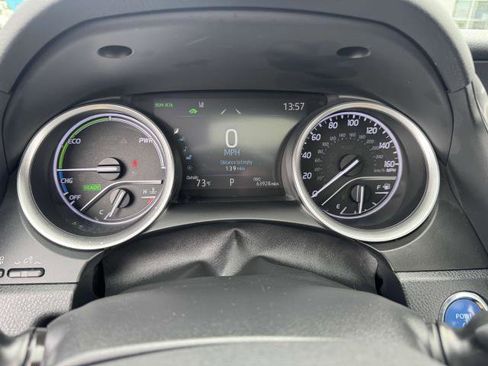 Certified 2021 Toyota Camry XLE image 22