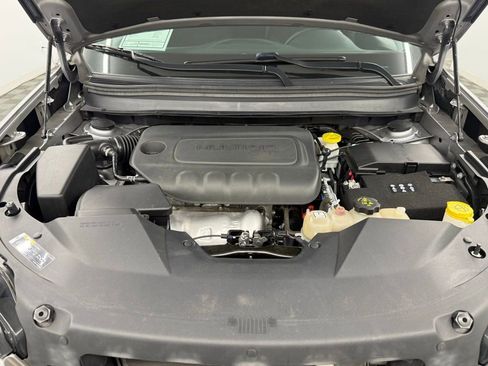 Used 2021 Jeep Cherokee Latitude image 35