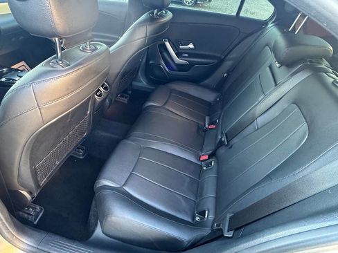 Used 2019 Mercedes-Benz A 220 4MATIC image 10