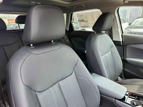 New 2026 Audi Q3 quattro 2.0T AWD/4WD image 16