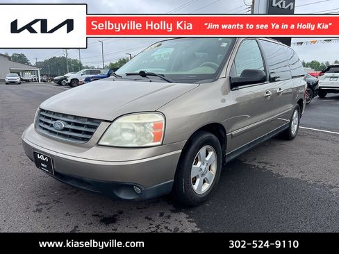 Used 2004 Ford Freestar SES FWD image 1